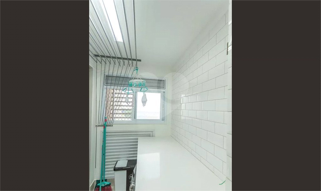 Apartamento à venda com 3 quartos, sendo 1 suíte, em Vila Anastácio, São Paulo, SP
