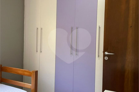Casa à venda com 3 quartos, sendo 1 suíte, no condomínio Residencial Via Veneto, São Paulo - SP