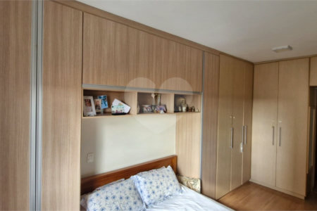 Apartamento à venda com 3 quartos, sendo 1 suíte, em Jardim das Indústrias, São José dos Campos, SP