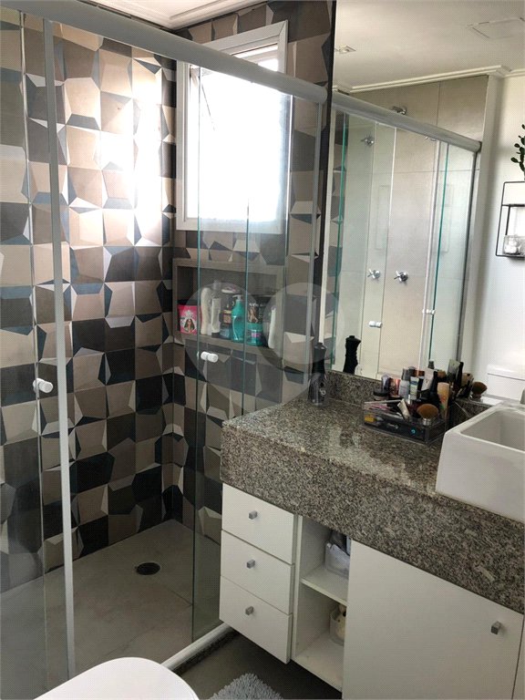 Apartamento à venda com 3 quartos, sendo 1 suíte,  em Campo Grande, São Paulo, SP