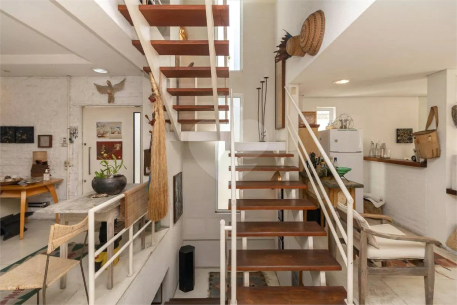 Casa à venda com 3 quartos, sendo 1 suíte, em Perdizes, São Paulo, SP