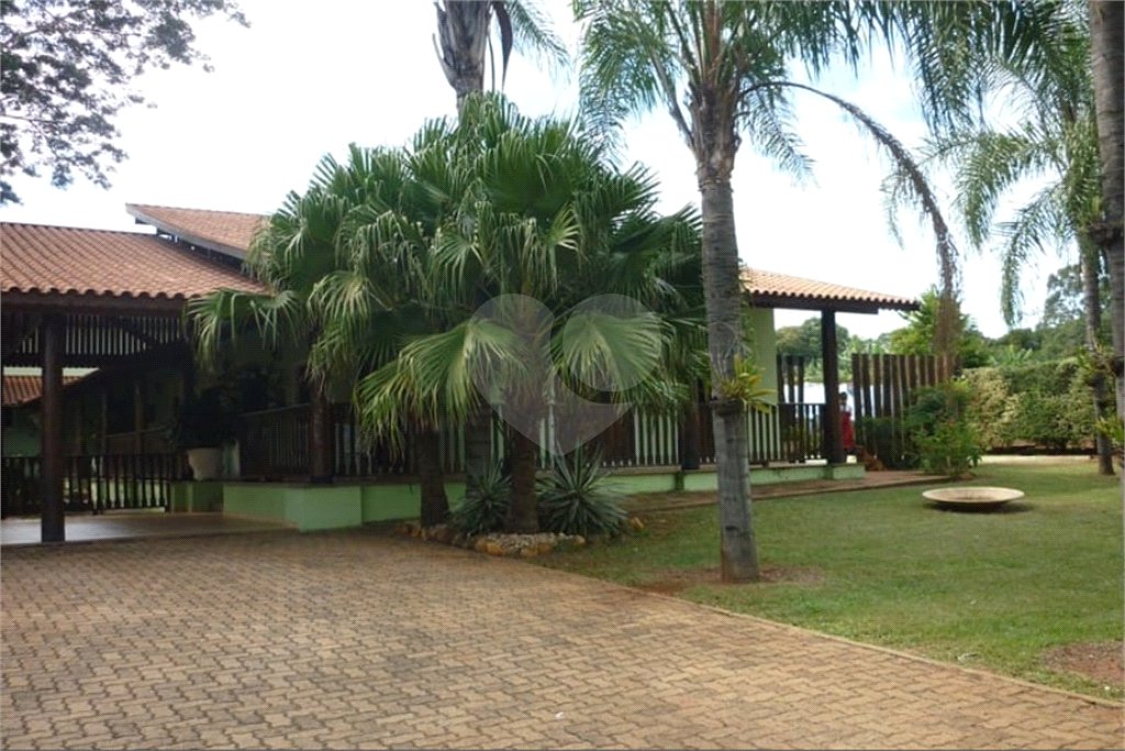 Chácara à venda ou para alugar com 4 quartos, sendo 1 suíte, em Chácara Velosa, Araraquara, SP