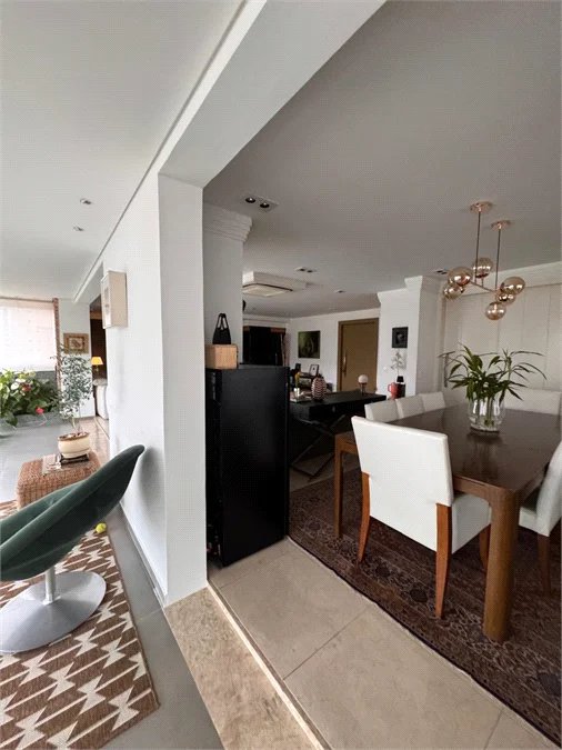 Apartamento à venda com 3 suítes em Vila Andrade, São Paulo, SP