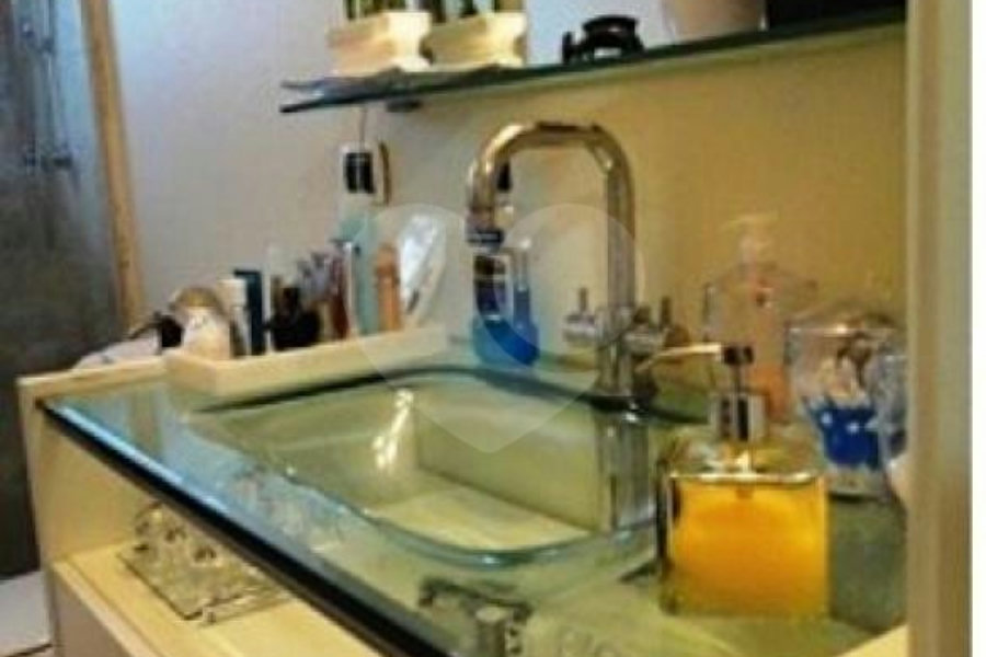 Casa à venda com 4 quartos, sendo 3 suítes, no condomínio Residencial Jardim Itatinga, São Paulo - SP