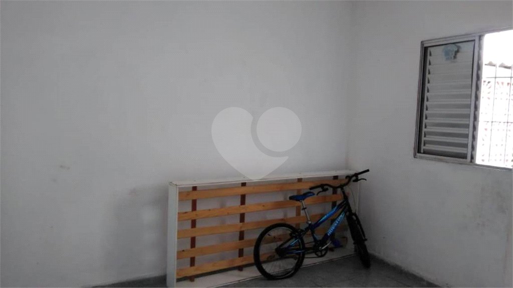 Sobrado à venda com 6 quartos em Horto Florestal, São Paulo, SP