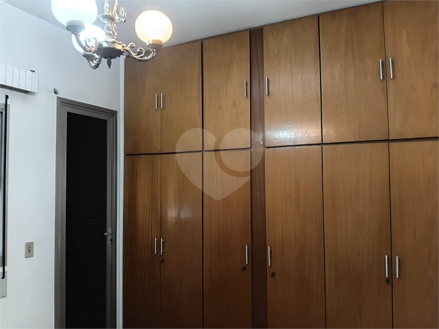 Apartamento à venda com 3 quartos, sendo 1 suíte,  em Higienópolis, São Paulo, SP