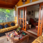 Casa à venda com 5 quartos, sendo 4 suítes, no condomínio Alpes da Cantareira, Mairiporã - SP