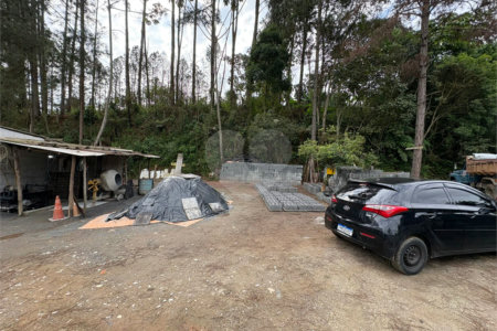 Terreno à venda em Fazenda Aya, Suzano, SP