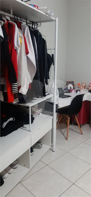 Sobrado à venda com 3 suítes em Jaraguá, São Paulo, SP