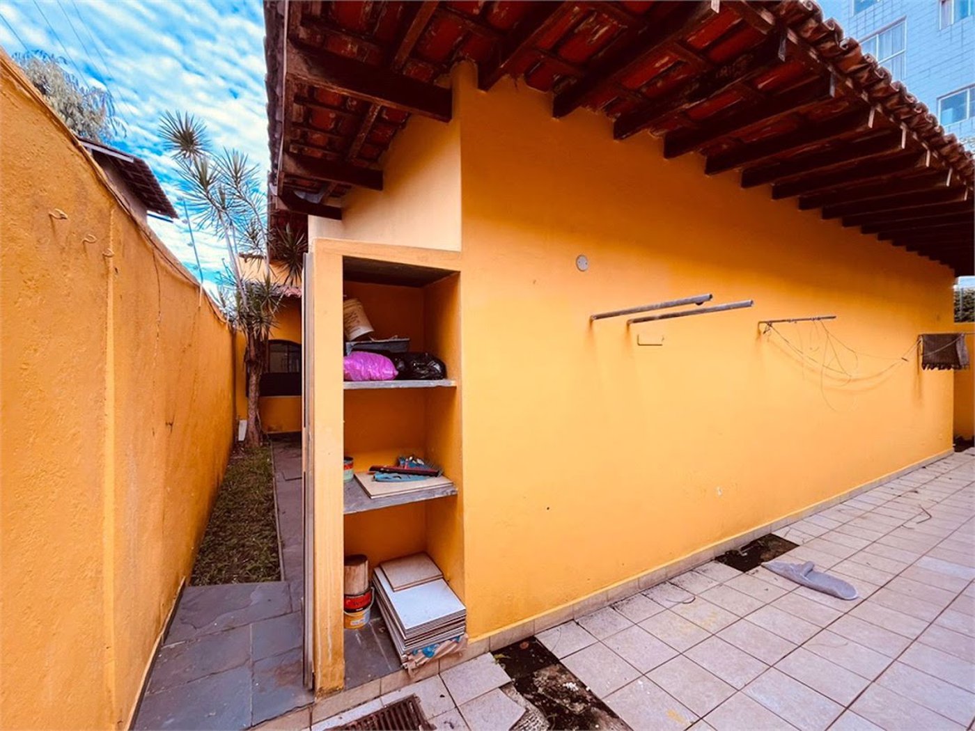 Casa com 6 dormitórios à venda, 300 m² por R$ 680.000,00 - Balneário Cidade Atlântica - Guarujá/SP