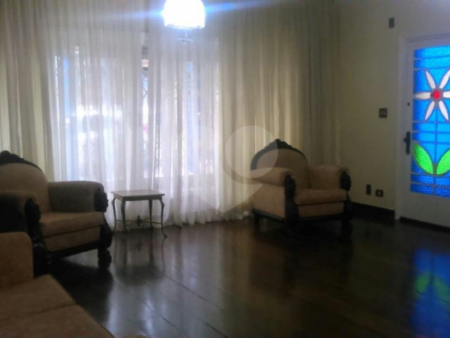 Sobrado à venda com 3 suítes em Santana, São Paulo, SP