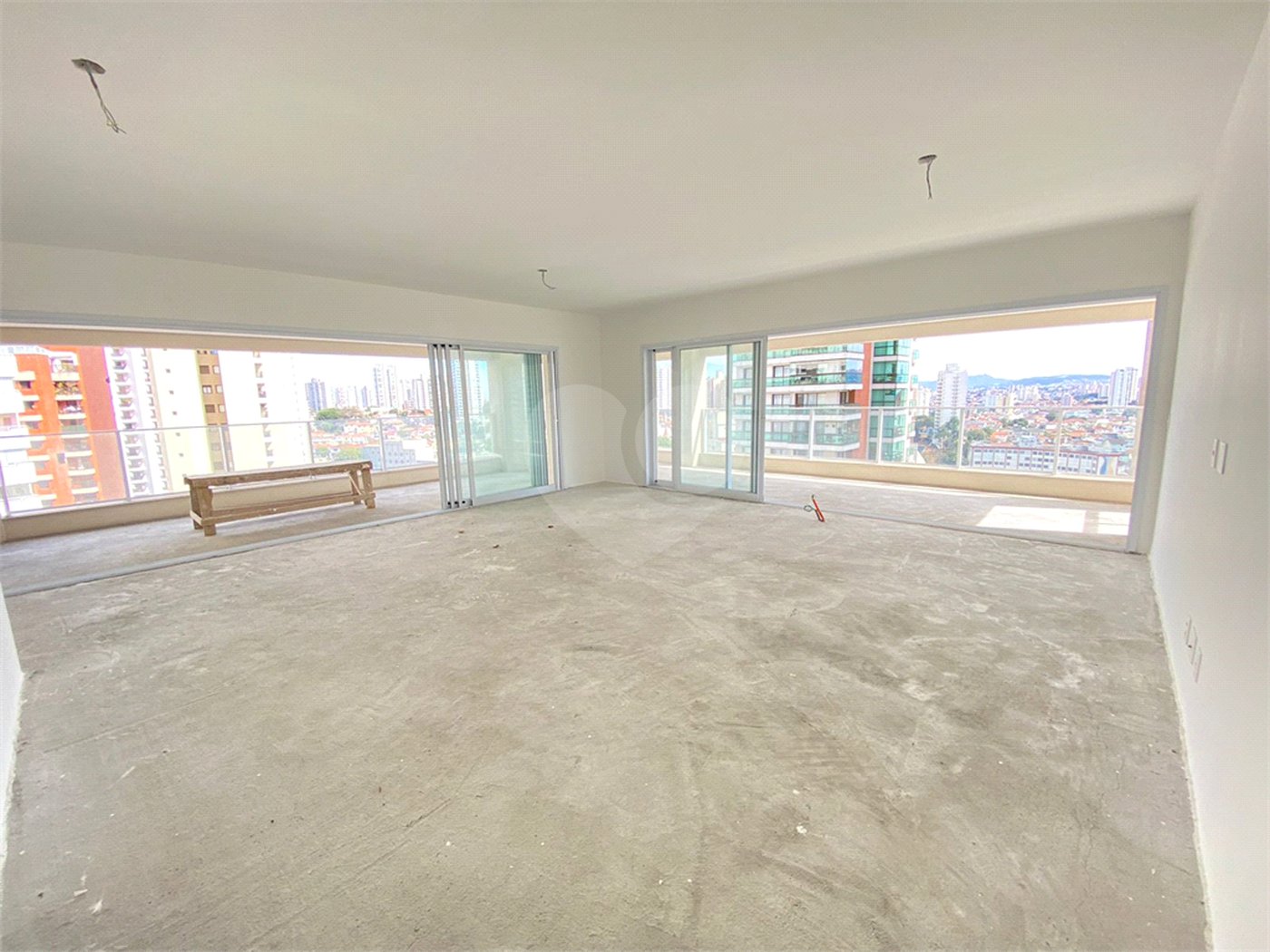 Apartamento à venda com 4 suítes em Santana, São Paulo, SP