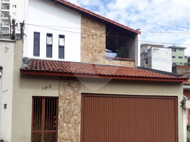 Sobrado à venda com 4 quartos, sendo 2 suítes,  em Parada Inglesa, São Paulo, SP