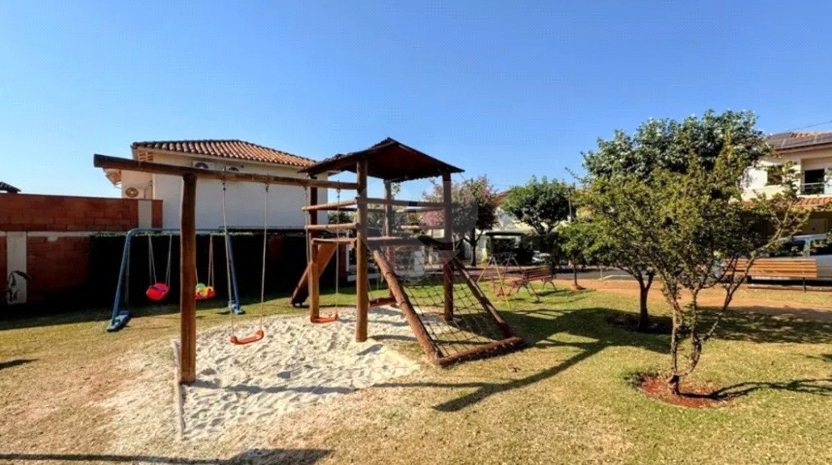 Condomínio à venda com 3 quartos, sendo 1 suíte, em Jardim dos Hibiscos, Ribeirão Preto, SP