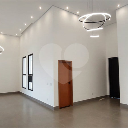 Casa à venda com 3 suítes no condomínio Parque Imperador, Bragança Paulista - SP