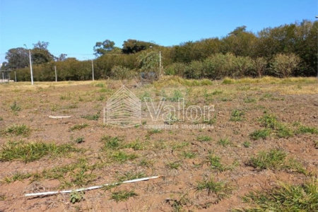 Terreno com 286,00 m² de área total.