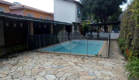 Casa à venda com 6 quartos, sendo 3 suítes, em Brooklin Paulista, São Paulo, SP