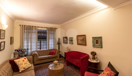 Casa à venda com 3 quartos, sendo 1 suíte,  em Parque Colonial, São Paulo, SP