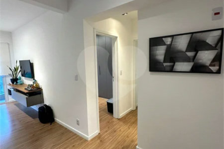 Apartamento à venda com 2 quartos, sendo 1 suíte, em Bairro do Cambará, São Roque, SP