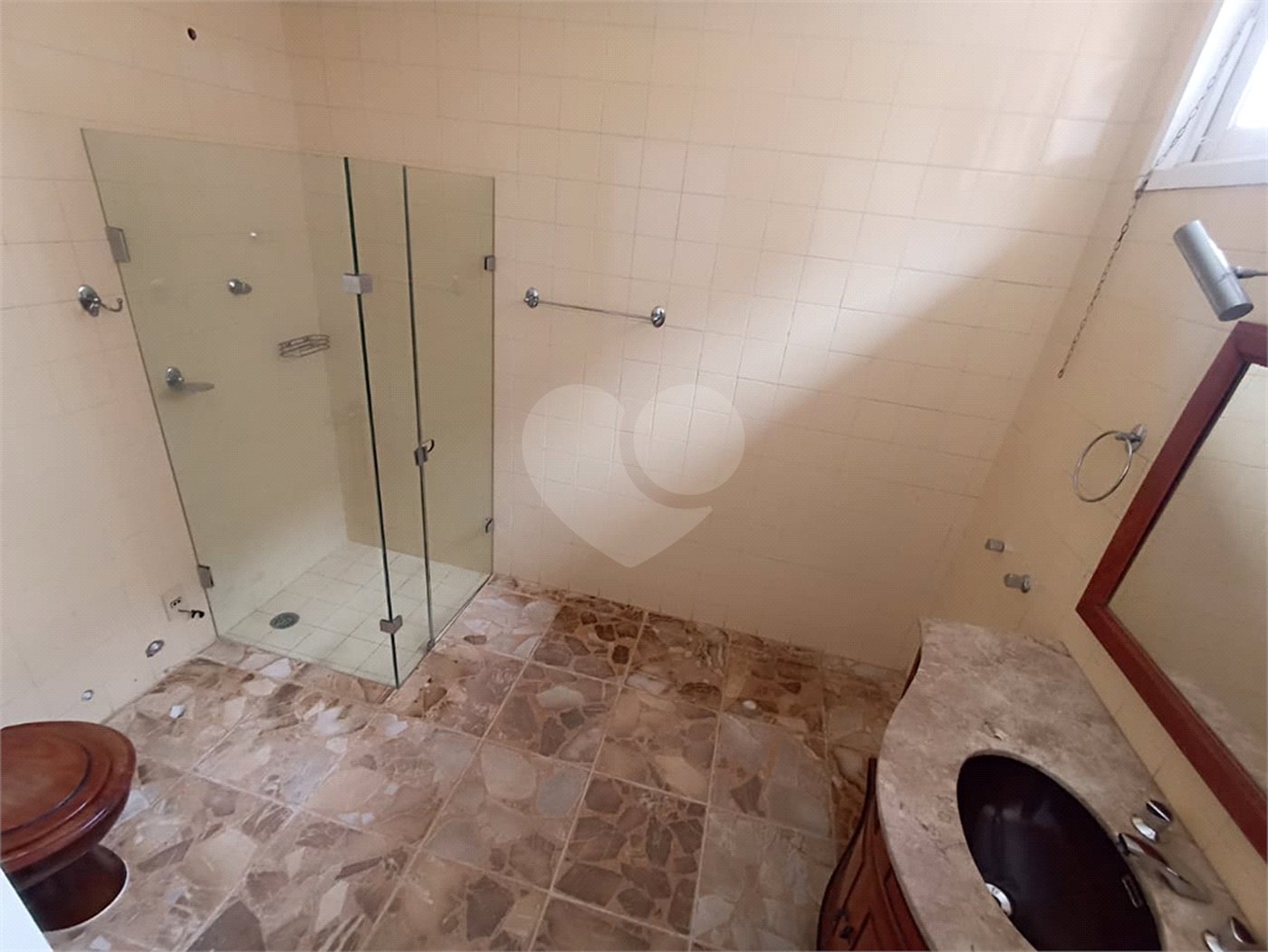 Casa para alugar com 4 quartos, sendo 1 suíte, no Centro, Itapetininga, SP