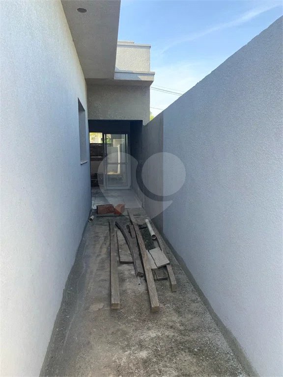 Casa à venda com 3 quartos, sendo 1 suíte,  em Parque Olívio Franceschini, Hortolândia, SP