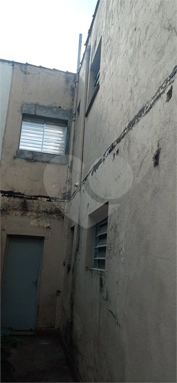 Sobrado à venda ou para alugar com 4 quartos em Água Branca, São Paulo, SP