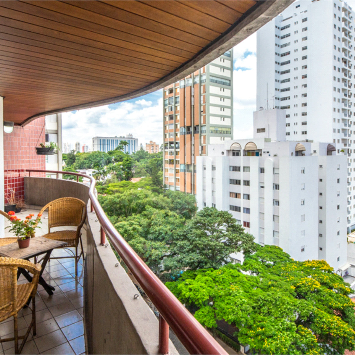 Apartamento à venda com 3 suítes em Alto da Boa Vista, São Paulo, SP