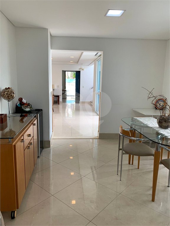 Casa à venda com 4 suítes em Santana, São Paulo, SP