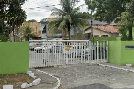 Casa à venda ou para alugar com 2 quartos, sendo 1 suíte, no condomínio Sem Nome Estrada Guandu do Sapê 1444, Rio de Janeiro - RJ