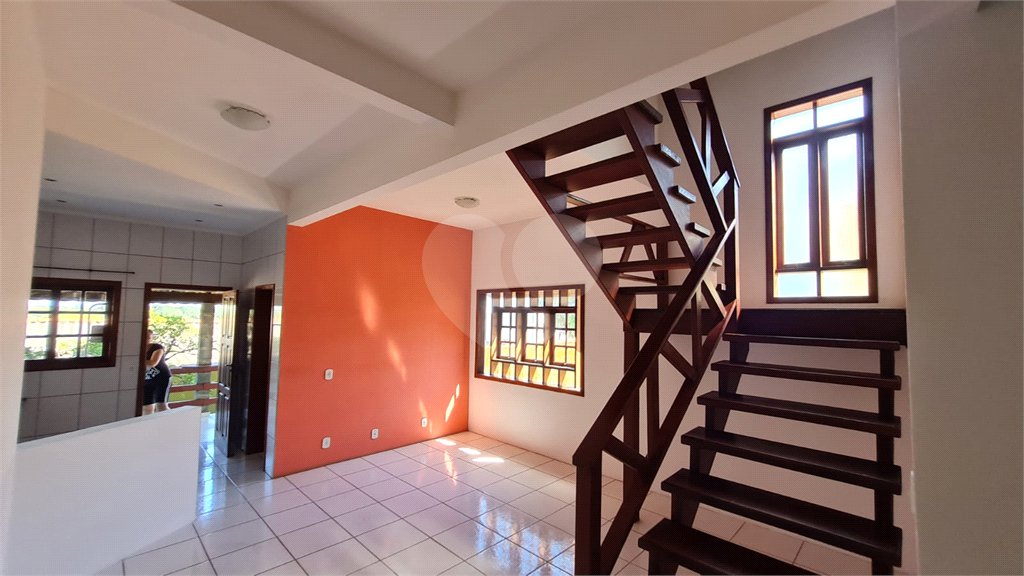 Casa à venda com 5 quartos em Ivoturucaia, Jundiaí, SP