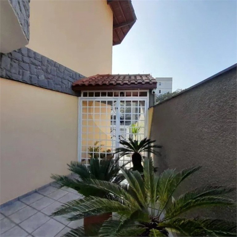 Casa à venda com 3 quartos, sendo 1 suíte, em Jardim Pinheiros, São Paulo, SP