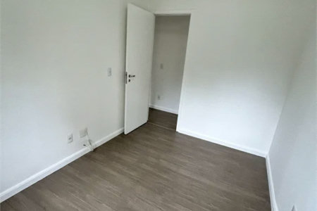 Apartamento à venda com 3 quartos, sendo 1 suíte,  em Vila Andrade, São Paulo, SP