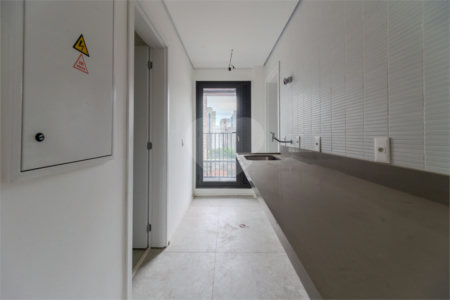 Apartamento à venda com 3 suítes em Vila Nova Conceição, São Paulo, SP