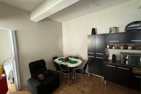 Casa à venda com 3 quartos, sendo 1 suíte, no Centro, Salto, SP