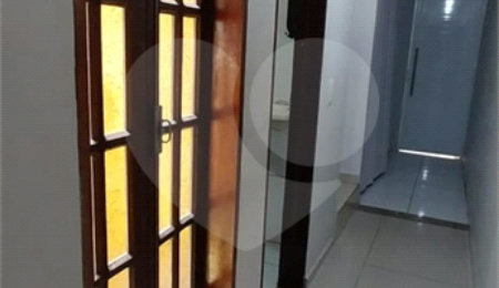 Sobrado à venda com 3 quartos, sendo 1 suíte,  em Jardim Regis, São Paulo, SP