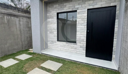 Casa à venda com 2 quartos, sendo 1 suíte,  em Pedra de Guaratiba, Rio de Janeiro, RJ