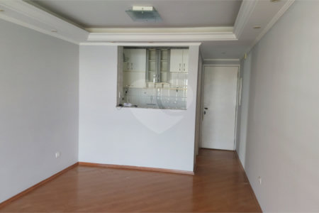 Apartamento à venda com 3 quartos, sendo 1 suíte,  em Vila Parque Jabaquara, São Paulo, SP