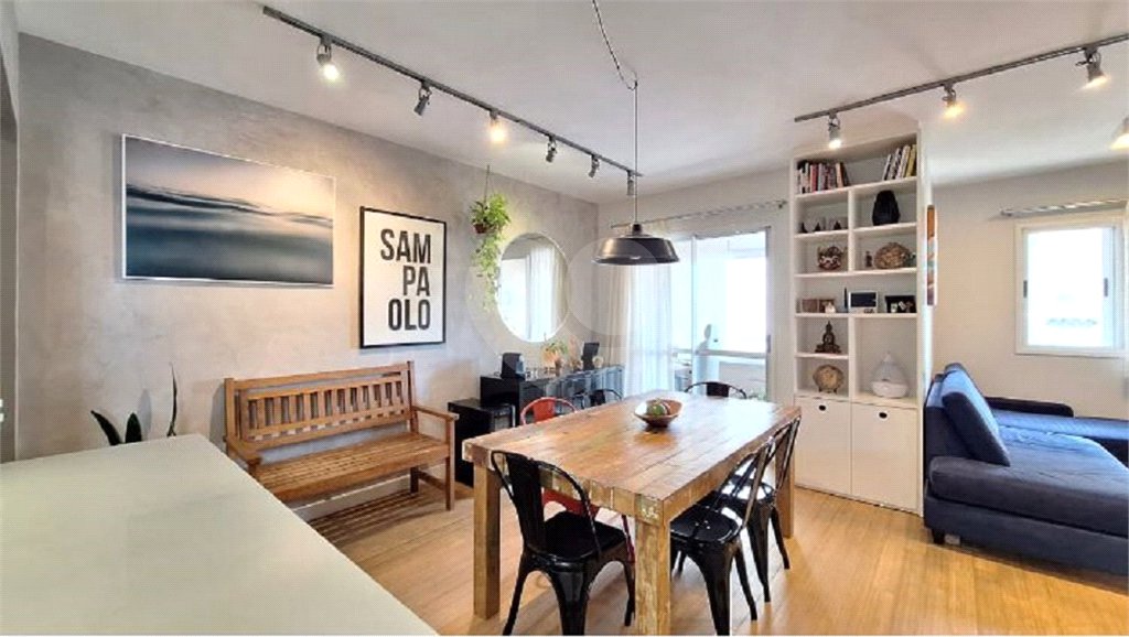 Apartamento à venda com 2 quartos, sendo 1 suíte, em Água Branca, São Paulo, SP