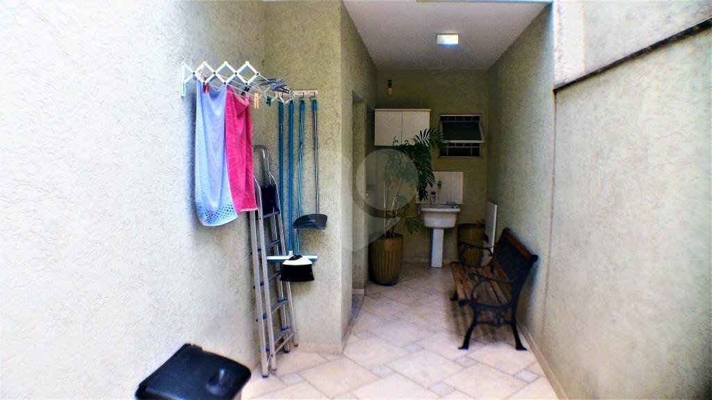 Casa à venda com 5 suítes no condomínio Travessa Tenente Ariston de Oliveira,4, São Paulo - SP
