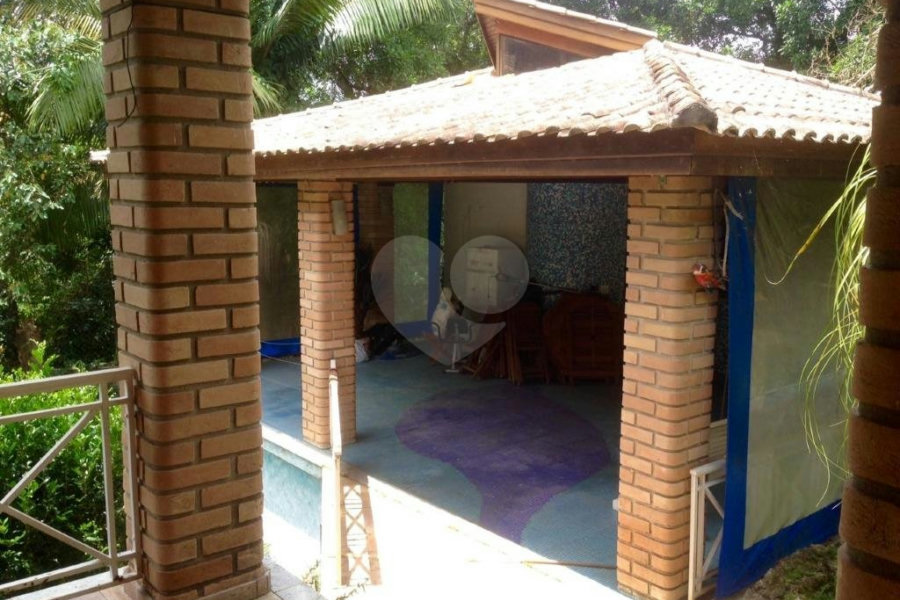 Casa à venda com 4 quartos, sendo 1 suíte, em Samambaia, Mairiporã, SP