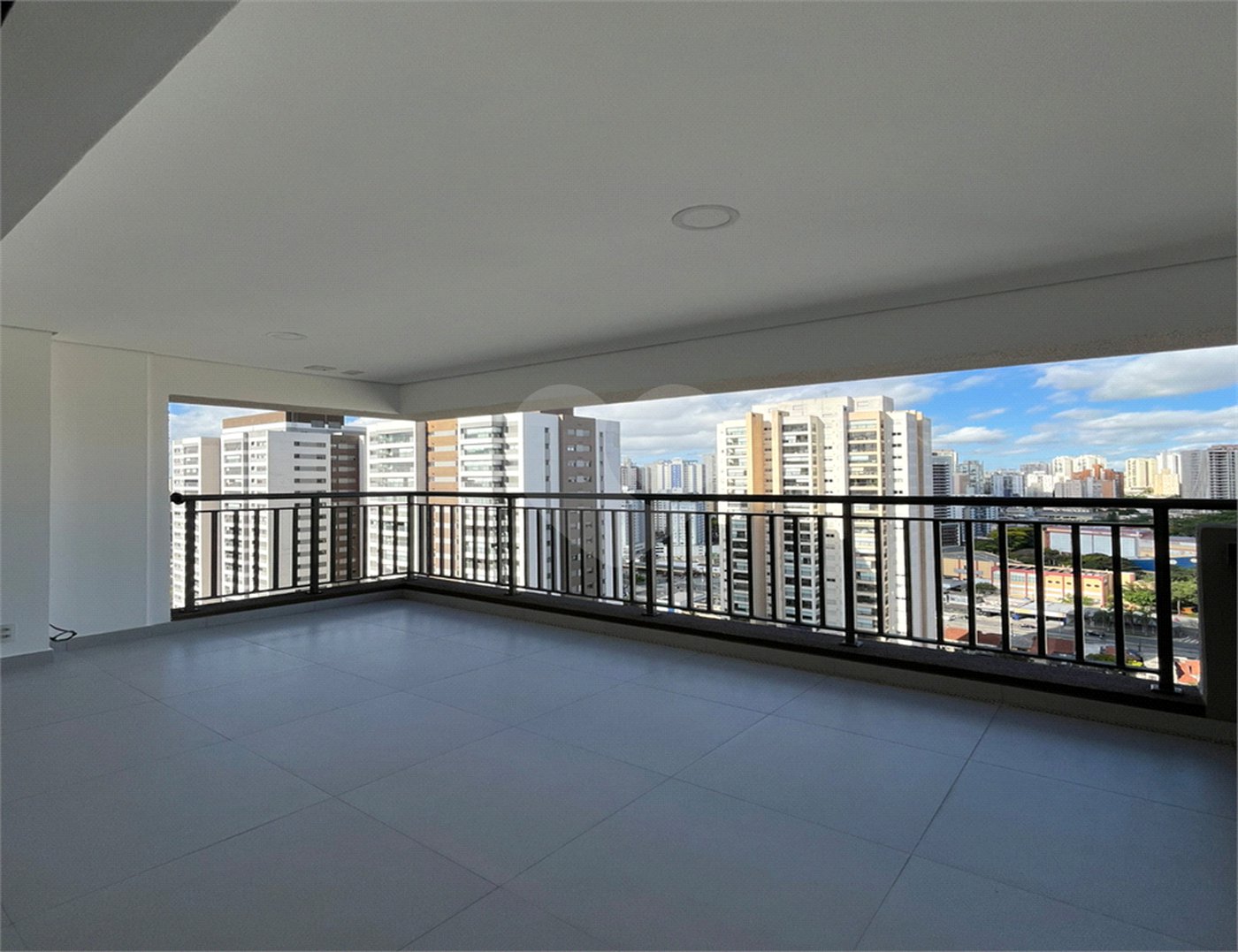 Apartamento à venda com 3 quartos, sendo 1 suíte, em Jardim Prudência, São Paulo, SP