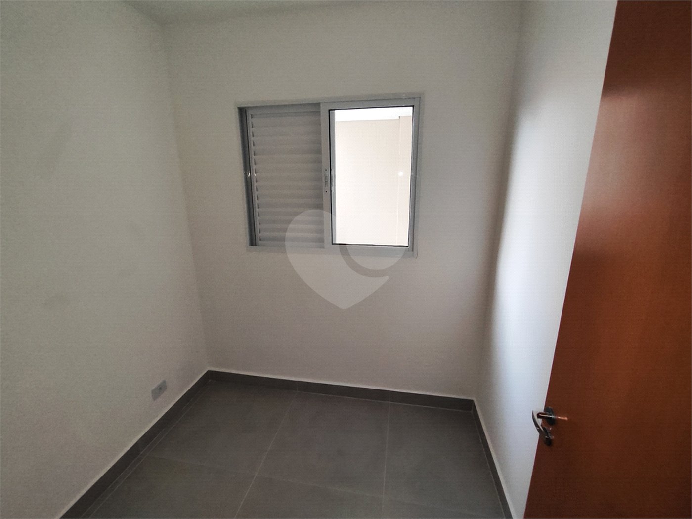 Apartamento à venda com 2 quartos em Vila Vitório Mazzei, São Paulo, SP