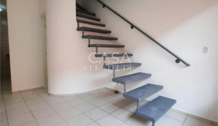 Casa em condomínio à venda com 2 quartos em Jardim Karolyne, Votorantim, SP