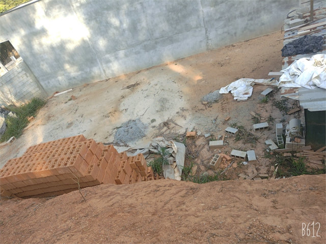 Terreno à venda no condomínio Associação Mirante da Mantiqueira, Mairiporã - SP