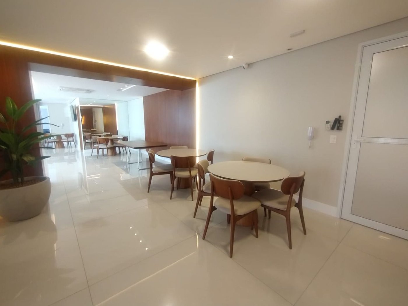 Apartamento Residencial à venda, Gonzaga, Santos - AP1742.