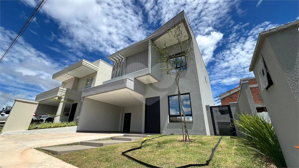 Casa à venda com 3 suítes no condomínio Brisas Horizontal, Cuiabá - MT