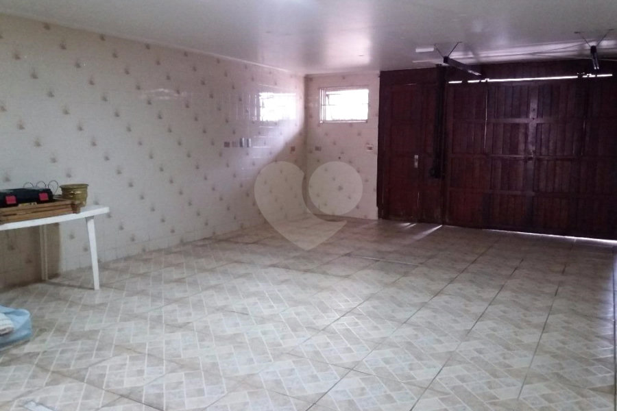 Sobrado à venda ou para alugar com 3 quartos, sendo 1 suíte, em Anália Franco, São Paulo, SP