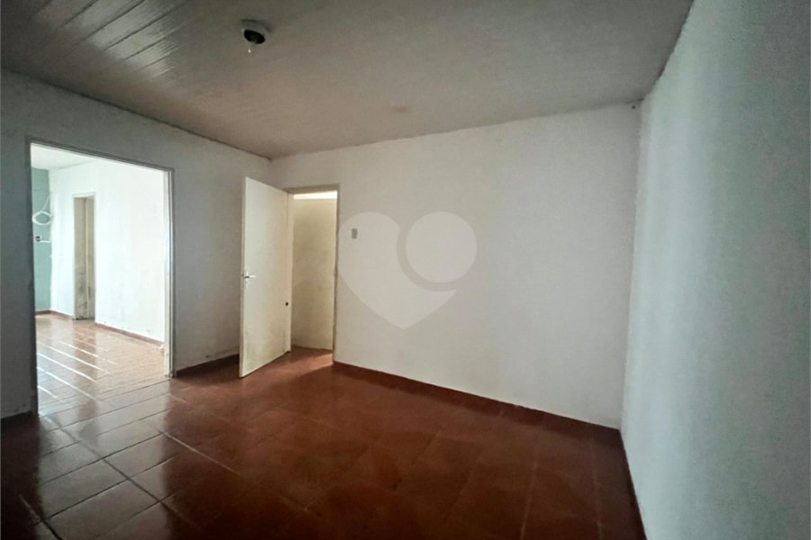 Casa à venda com 2 quartos em Vila Guarani, São Paulo, SP