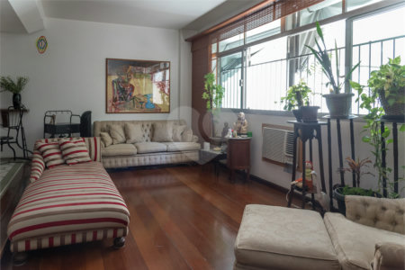 Apartamento à venda com 3 quartos, sendo 1 suíte, em Tijuca, Rio de Janeiro, RJ