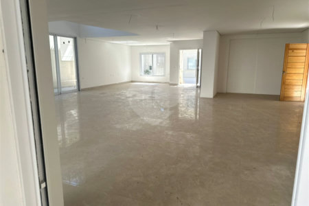 Casa à venda com 4 suítes no condomínio Villaggio Houda, São Paulo - SP